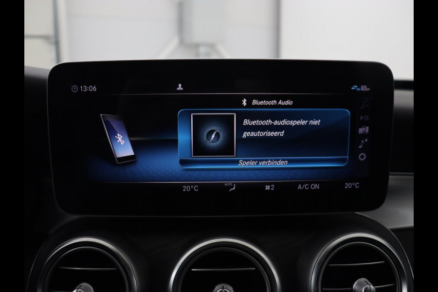 Mercedes-Benz C-Klasse 160 AMG Limited | Stoelverwarming | Leder/Alcantara | Camera | Carplay | Digital Cockpit | Navigatie | Park Assist | Full LED