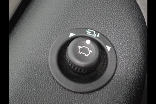 Ford Transit Custom 131pk L2H1 Trend Trekhaak Camera Cruise control Airco Parkeersensoren 3-Zits Euro6