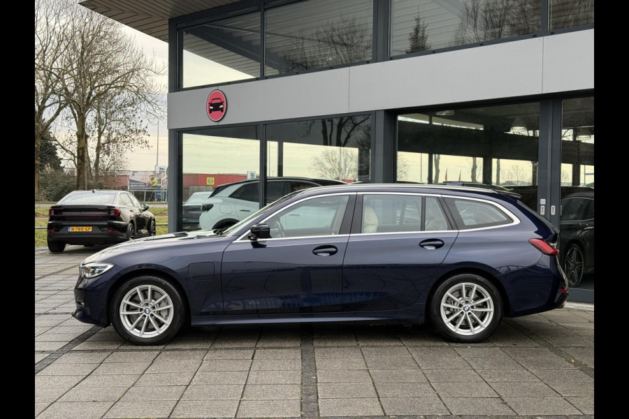 BMW 3 Serie Touring 330e Aut. eDrive Executive Edition | Trekhaak | Harman Kardon | Stoel Verwarming |