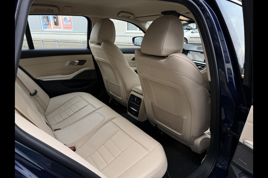 BMW 3 Serie Touring 330e Aut. eDrive Executive Edition | Trekhaak | Harman Kardon | Stoel Verwarming |