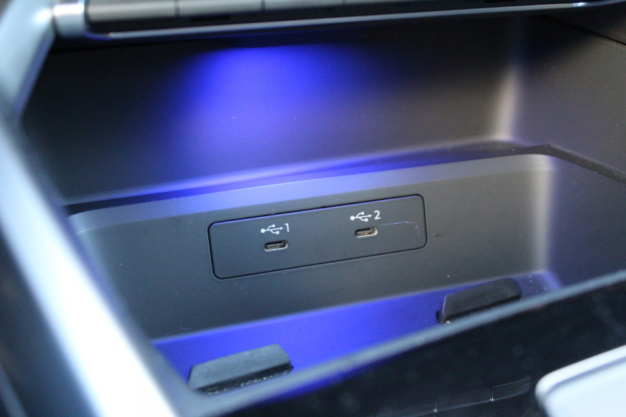 Audi A3 Sportback 35 TFSI edition one | Trekhaak | Panoramadak | Adaptieve Cruise | Matrix | Navigatie