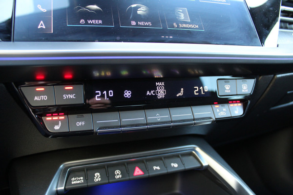 Audi A3 Sportback 35 TFSI edition one | Trekhaak | Panoramadak | Adaptieve Cruise | Matrix | Navigatie