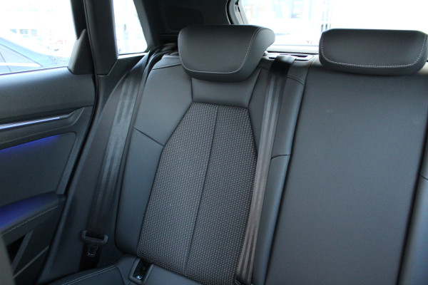 Audi A3 Sportback 35 TFSI edition one | Trekhaak | Panoramadak | Adaptieve Cruise | Matrix | Navigatie
