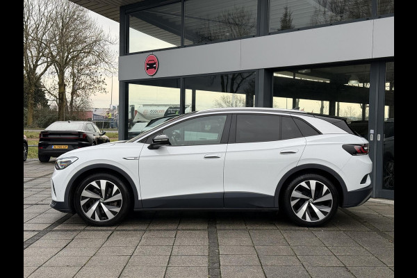 Volkswagen ID.4 First 77 kWh | Trekhaak | Warmtepomp | Camera | Navi |