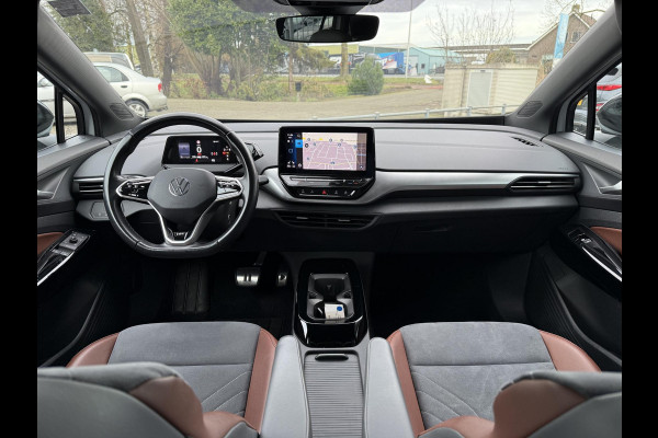 Volkswagen ID.4 First 77 kWh | Trekhaak | Warmtepomp | Camera | Navi |