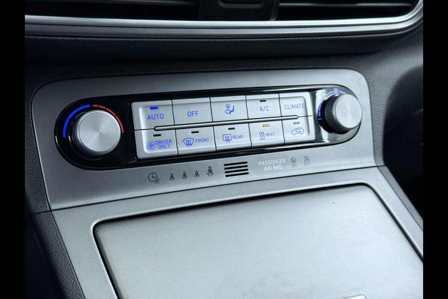 Hyundai Kona EV 64kWh SOH 100% Leer Warmtepomp Camera Adap. Cruise + stop&go Apple Carplay Android Comfort Ecc Pdc Navi Isofix DAB Led Lmv 17" Lane Assist FCA Keyless 1e Eigenaar Origineel Nederlandse Auto € 45.000 nieuw !