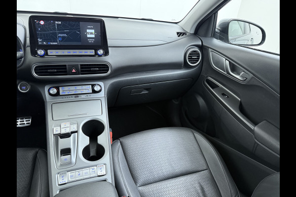 Hyundai Kona EV 64kWh SOH 100% Leer Warmtepomp Camera Adap. Cruise + stop&go Apple Carplay Android Comfort Ecc Pdc Navi Isofix DAB Led Lmv 17" Lane Assist FCA Keyless 1e Eigenaar Origineel Nederlandse Auto € 45.000 nieuw !