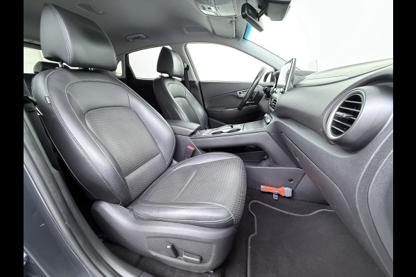 Hyundai Kona EV 64kWh SOH 100% Leer Warmtepomp Camera Adap. Cruise + stop&go Apple Carplay Android Comfort Ecc Pdc Navi Isofix DAB Led Lmv 17" Lane Assist FCA Keyless 1e Eigenaar Origineel Nederlandse Auto € 45.000 nieuw !