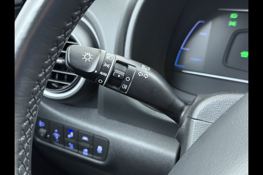 Hyundai Kona EV 64kWh SOH 100% Leer Warmtepomp Camera Adap. Cruise + stop&go Apple Carplay Android Comfort Ecc Pdc Navi Isofix DAB Led Lmv 17" Lane Assist FCA Keyless 1e Eigenaar Origineel Nederlandse Auto € 45.000 nieuw !
