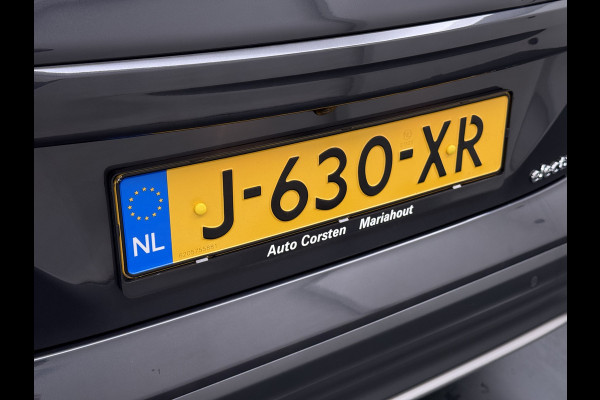 Hyundai Kona EV 64kWh SOH 100% Leer Warmtepomp Camera Adap. Cruise + stop&go Apple Carplay Android Comfort Ecc Pdc Navi Isofix DAB Led Lmv 17" Lane Assist FCA Keyless 1e Eigenaar Origineel Nederlandse Auto € 45.000 nieuw !