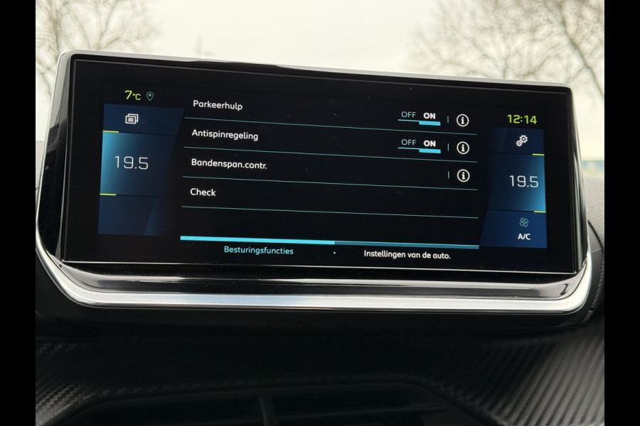 Peugeot e-2008 Aut. EV Allure 50kWh | Navi | Camera | 3D Cockpit |