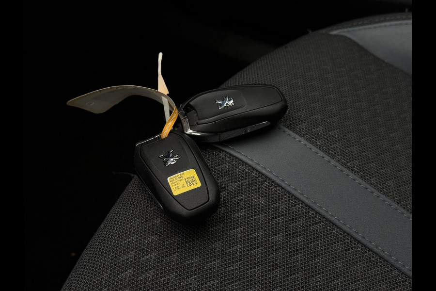 Peugeot e-2008 Aut. EV Allure 50kWh | Navi | Camera | 3D Cockpit |