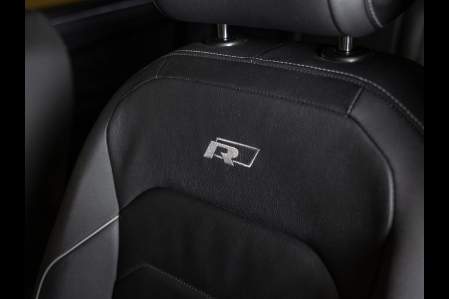 Volkswagen Tiguan Allspace 2.0 TSI 4Motion 2x R-Line 7 Persoons / 220pk / Trekhaak / Dynaudio / Leder / Rondomzicht camera /