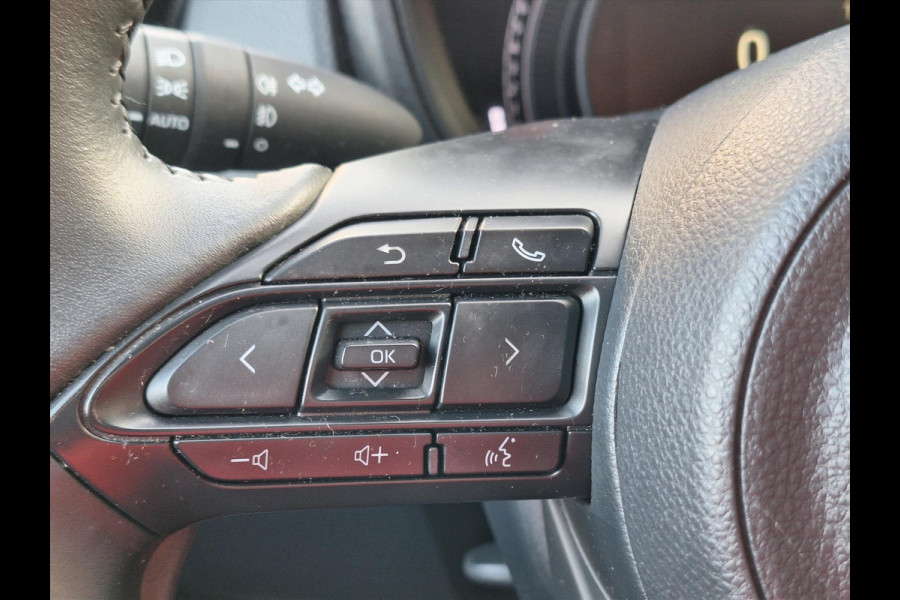 Toyota Aygo X 1.0 VVT-i MT Pulse Premium | Keyless, Stoelverwarming, Startknop, Bi-Tone, Apple CarPlay/Android Auto, Climate control