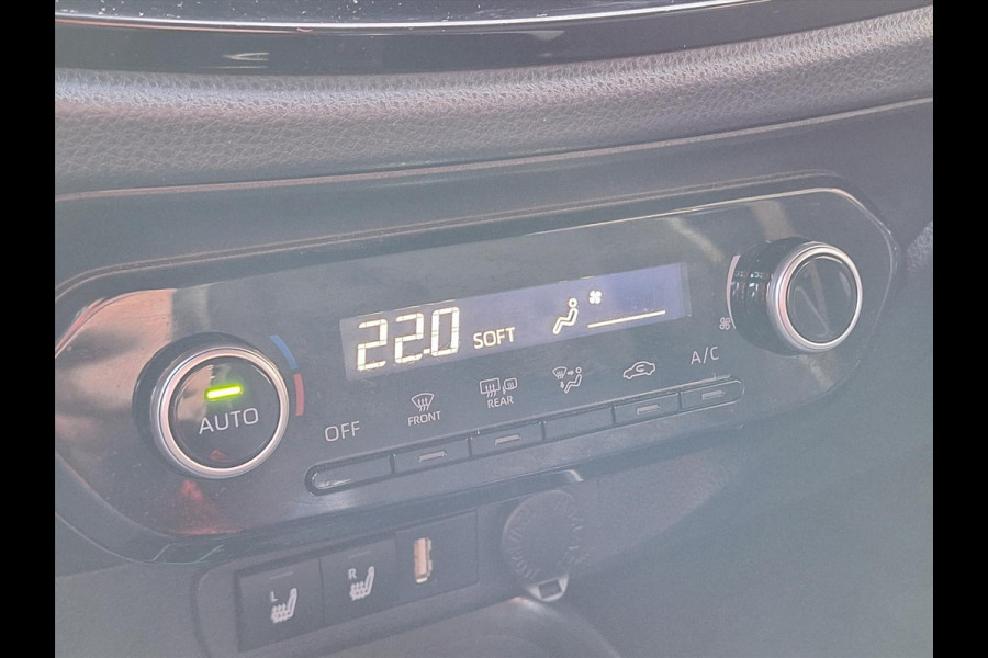 Toyota Aygo X 1.0 VVT-i MT Pulse Premium | Keyless, Stoelverwarming, Startknop, Bi-Tone, Apple CarPlay/Android Auto, Climate control