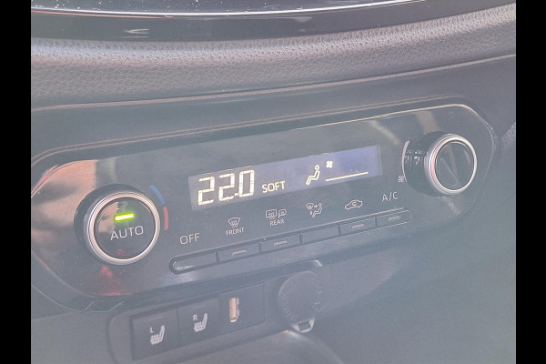 Toyota Aygo X 1.0 VVT-i MT Pulse Premium | Keyless, Stoelverwarming, Startknop, Bi-Tone, Apple CarPlay/Android Auto, Climate control