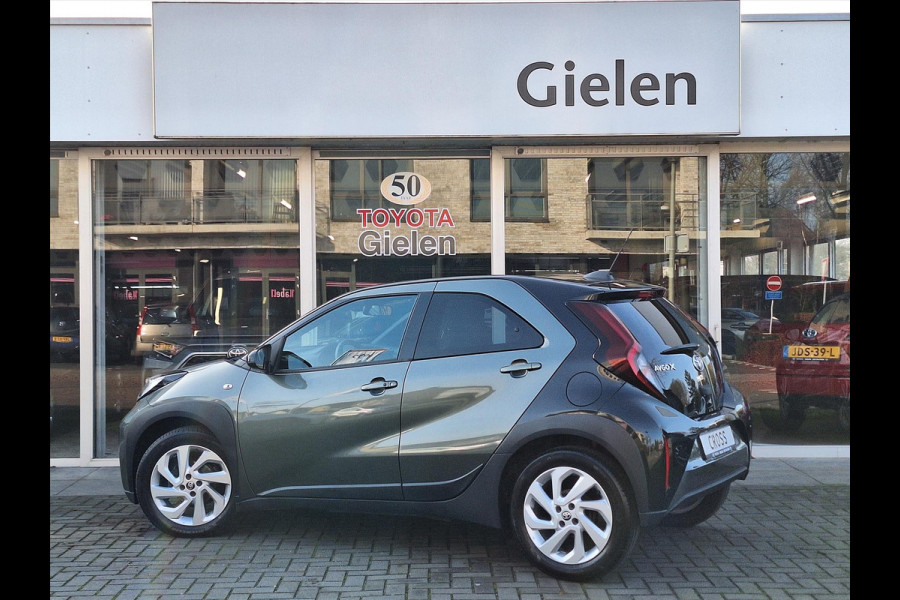 Toyota Aygo X 1.0 VVT-i MT Pulse Premium | Keyless, Stoelverwarming, Startknop, Bi-Tone, Apple CarPlay/Android Auto, Climate control
