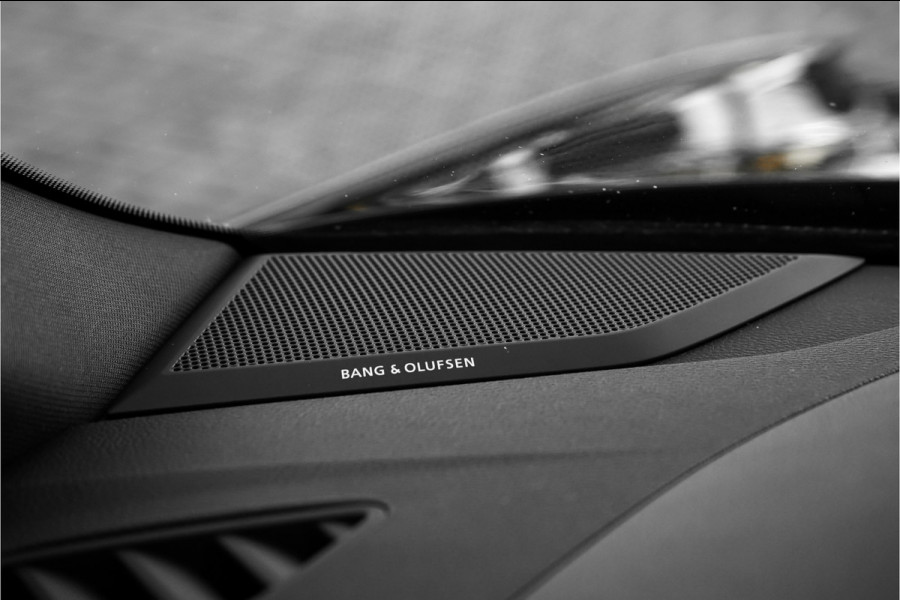 Audi Q3 Sportback TFSI RS Pano B&O 21" Zwart Optiek