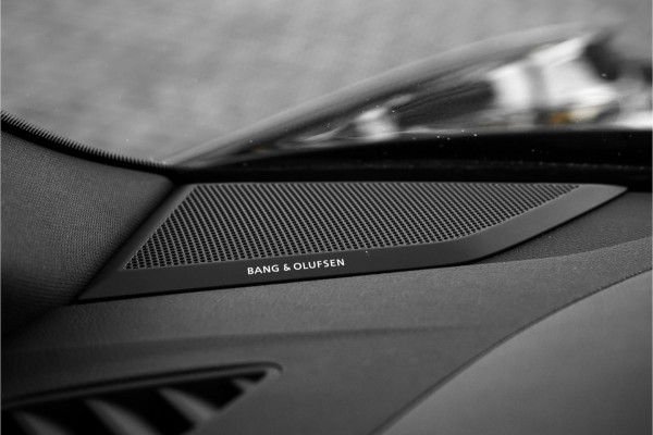 Audi Q3 Sportback TFSI RS Pano B&O 21" Zwart Optiek