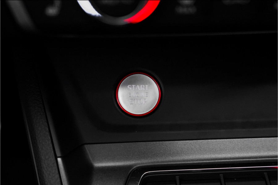 Audi Q3 Sportback TFSI RS Pano B&O 21" Zwart Optiek