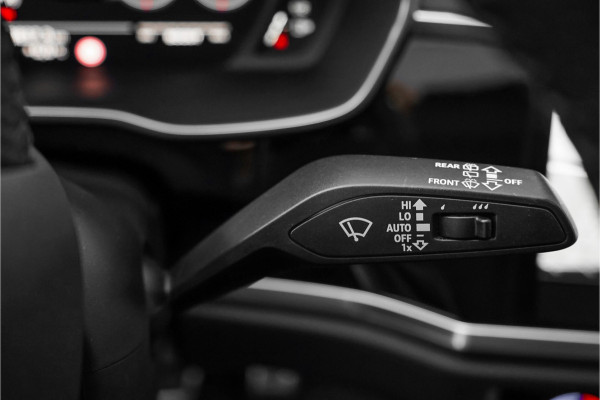 Audi Q3 Sportback TFSI RS Pano B&O 21" Zwart Optiek