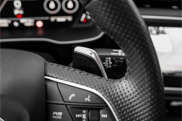 Audi Q3 Sportback TFSI RS Pano B&O 21" Zwart Optiek