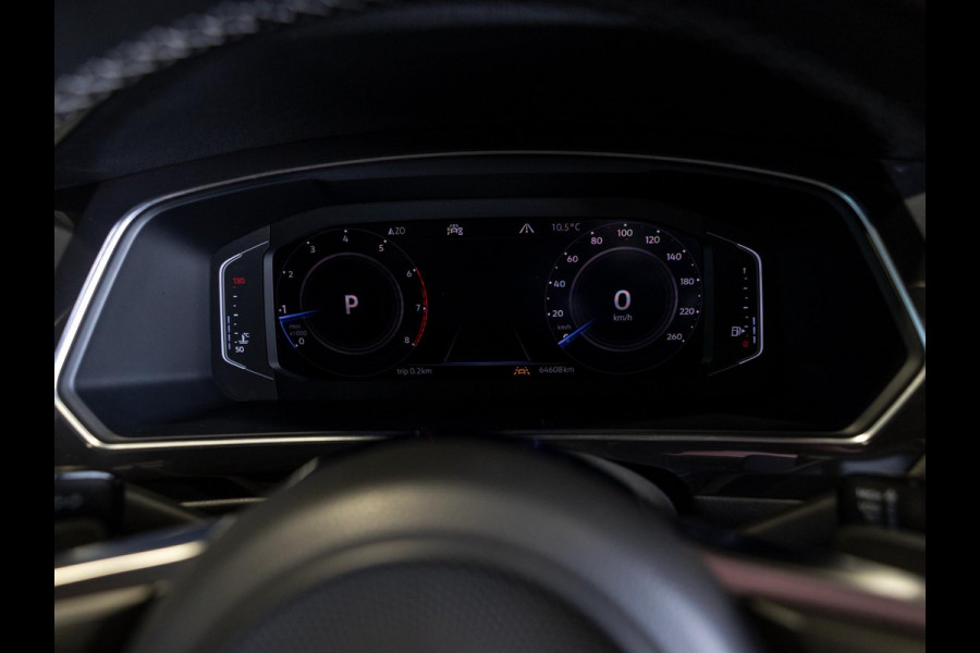 Volkswagen Tiguan Allspace 2.0 TSI 4Motion 2x R-Line 7 Persoons / 220pk / Trekhaak / Dynaudio / Leder / Rondomzicht camera /