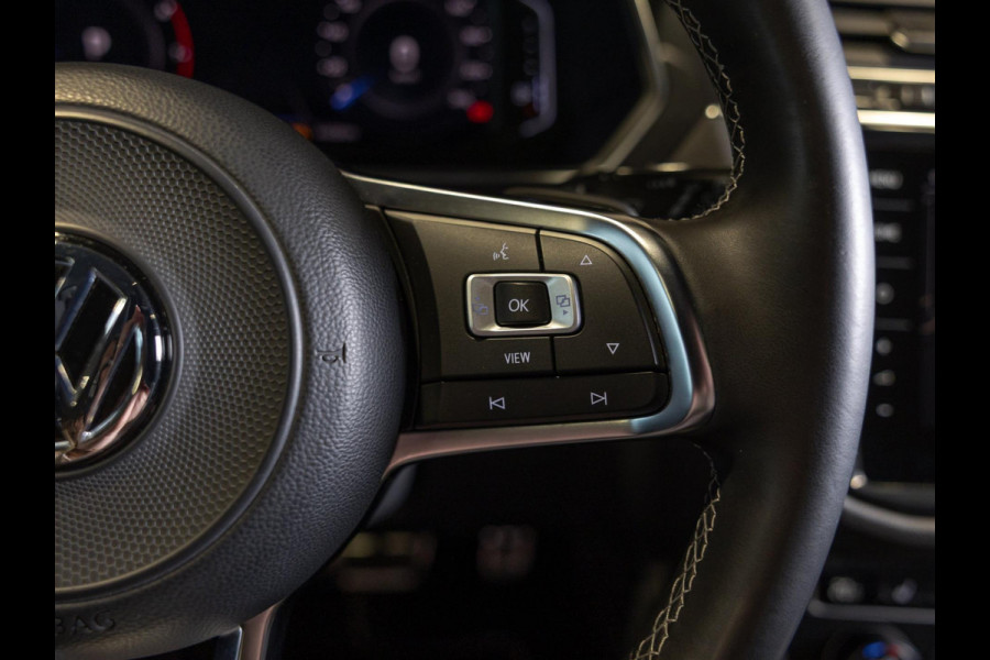 Volkswagen Tiguan Allspace 2.0 TSI 4Motion 2x R-Line 7 Persoons / 220pk / Trekhaak / Dynaudio / Leder / Rondomzicht camera /