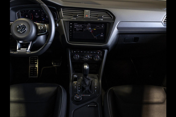 Volkswagen Tiguan Allspace 2.0 TSI 4Motion 2x R-Line 7 Persoons / 220pk / Trekhaak / Dynaudio / Leder / Rondomzicht camera /