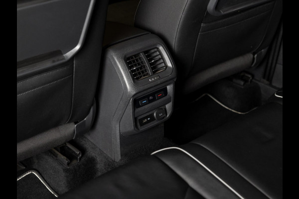 Volkswagen Tiguan Allspace 2.0 TSI 4Motion 2x R-Line 7 Persoons / 220pk / Trekhaak / Dynaudio / Leder / Rondomzicht camera /