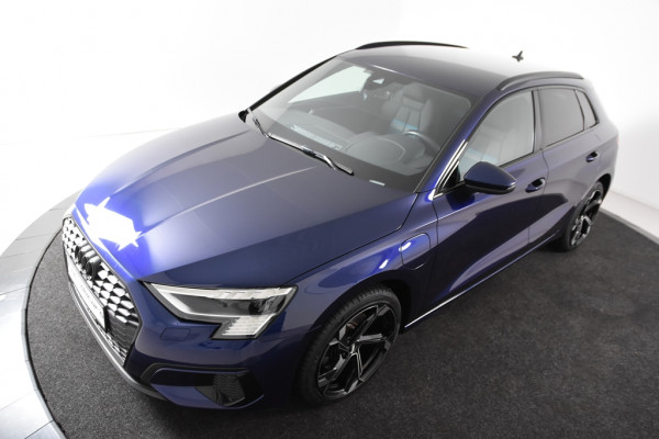 Audi A3 Sportback 40 TFSI e Sport *1ste Eigenaar*Navigatie*Stoelverwarming*Ambiente*