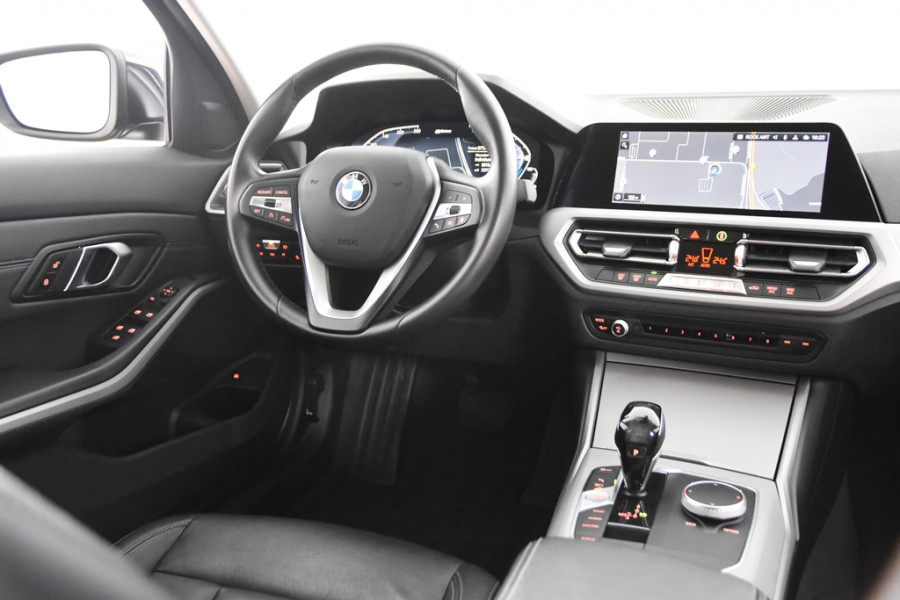 BMW 3-serie 330e *1ste Eigenaar*Leer*Navigatie*Parkassist*Keyless*