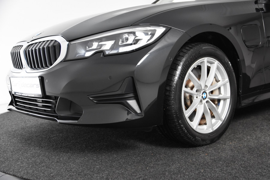 BMW 3-serie 330e *1ste Eigenaar*Leer*Navigatie*Parkassist*Keyless*