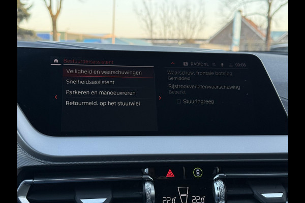 BMW 1-serie 116d Aut. Executive Bus. Edition | Facelift | Navi | Camera | Virtual i-Cockpit |