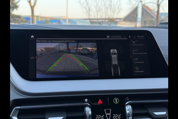 BMW 1-serie 116d Aut. Executive Bus. Edition | Facelift | Navi | Camera | Virtual i-Cockpit |