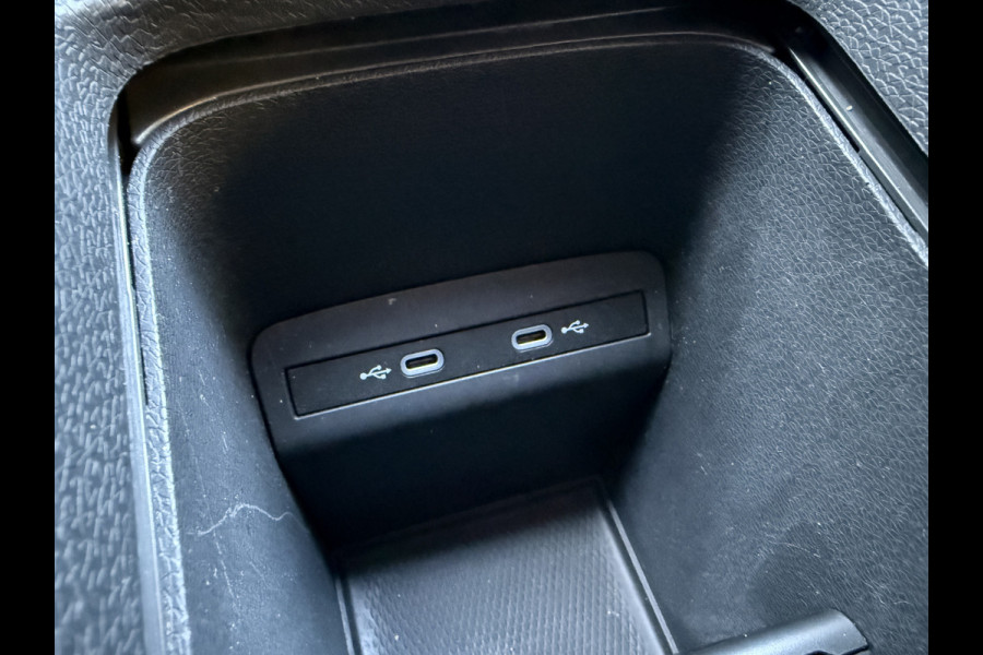 Volkswagen ID.3 Pro 58 kWh | Stoel/Stuurverwarming | Apple Carplay | Navi