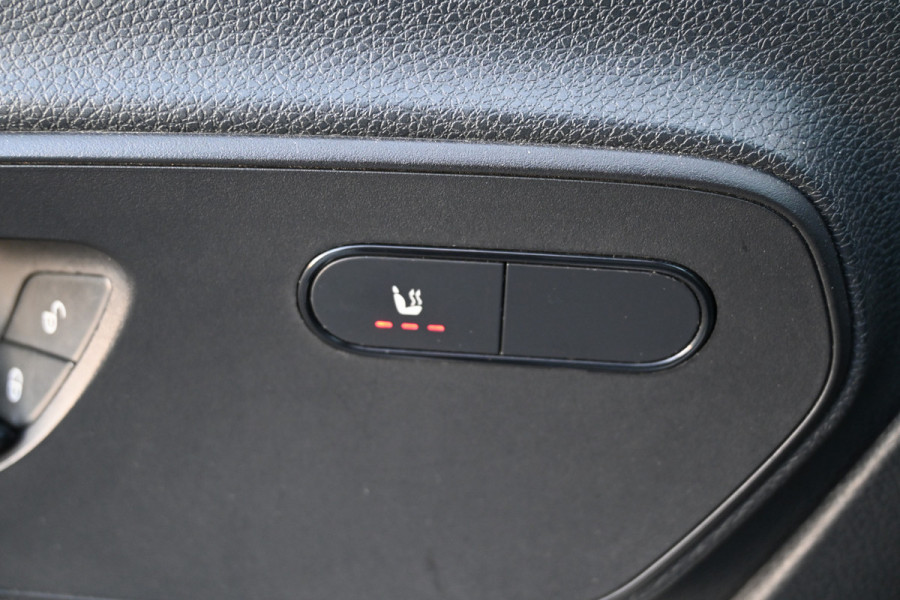 Mercedes-Benz Sprinter 516 CDI L3 Bakwagen met laadklep MBUX met Apple Carplay/Android auto