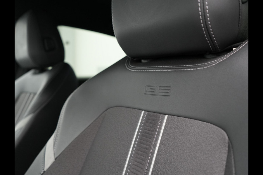 Opel Astra 1.6 GS Line Plug In Hybrid 180pk Dealer O.H. PHEV | Adaptive Cruise | Head Up | 360 Camera | Sportstoelen & Stuur Verwarmd | 18"L.M | Apple Carplay | Sfeerverlichting | Keyless | Blis | DAB |