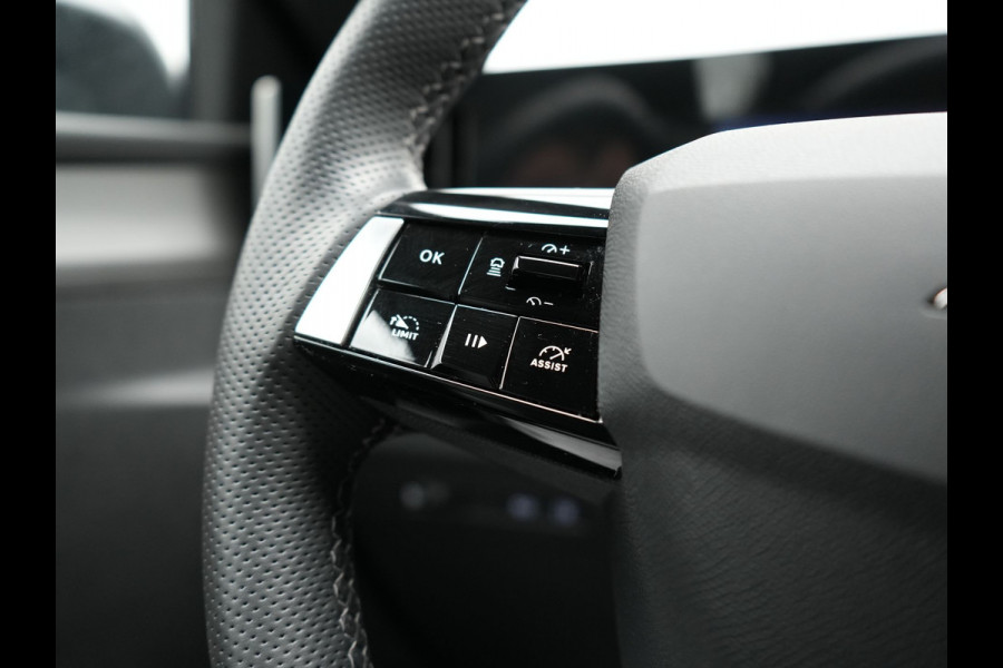 Opel Astra 1.6 GS Line Plug In Hybrid 180pk Dealer O.H. PHEV | Adaptive Cruise | Head Up | 360 Camera | Sportstoelen & Stuur Verwarmd | 18"L.M | Apple Carplay | Sfeerverlichting | Keyless | Blis | DAB |