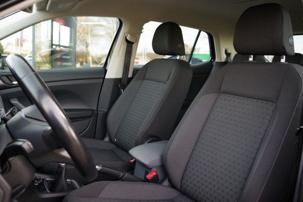 Volkswagen T-Cross 1.0 TSI Life, Stoelverwarming, Blind-Spot, 17" LM