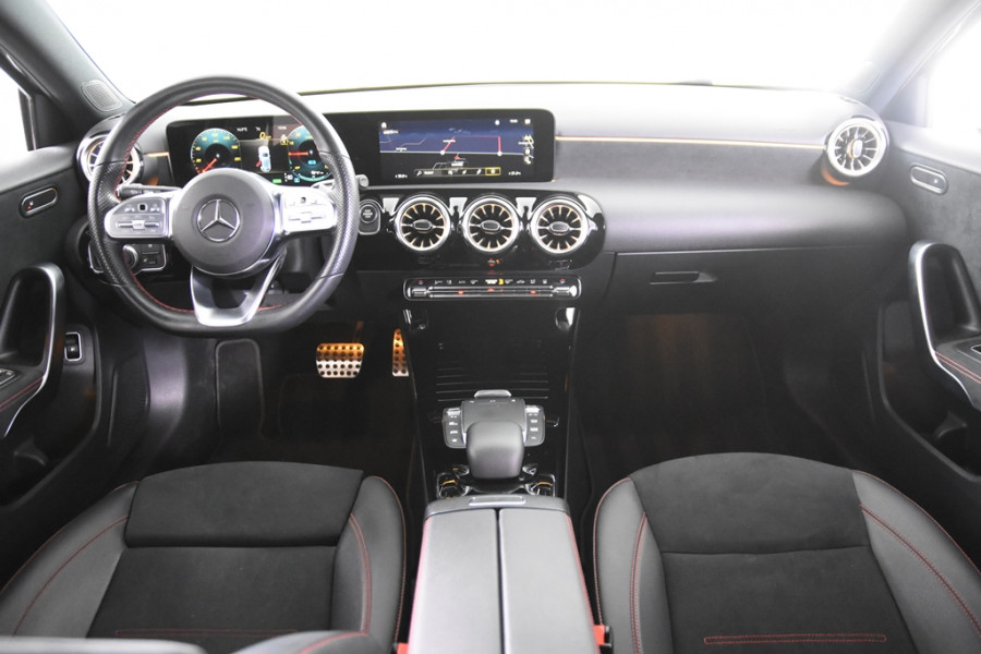 Mercedes-Benz A-Klasse 250 e AMG Line *1ste Eigenaar*Ambiente*Stoelverwarming*Standkachel*