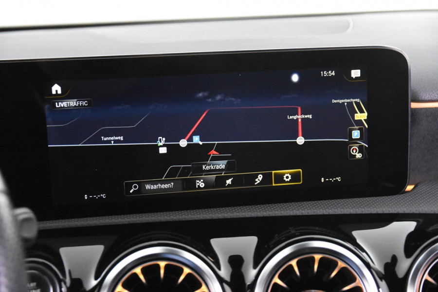 Mercedes-Benz A-Klasse 250 e AMG Line *1ste Eigenaar*Ambiente*Stoelverwarming*Standkachel*