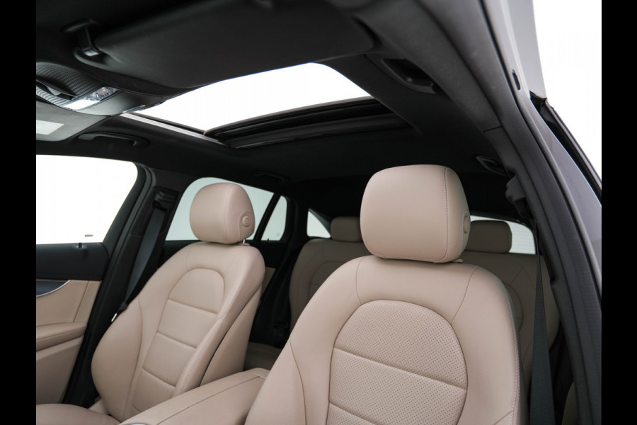 Mercedes-Benz EQC 400 4MATIC Business Solution 80 kWh {SOH-93%} (INCL-BTW) Aut *PANO | LEATHER | DIGI-WIDESCREEN | MEMORY-PACK | TOPVIEW | KEYLESS | HEATED-SPORTSEATS | DAB+ | PRIVACY-GLASS | TOWBAR | AMBIENTLIGHT | SHIFTPADDLES | 19' ALU*