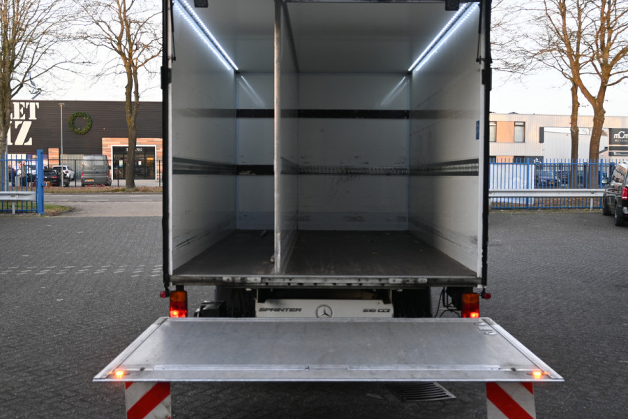 Mercedes-Benz Sprinter 516 CDI L3 Bakwagen met laadklep MBUX met Apple Carplay/Android auto