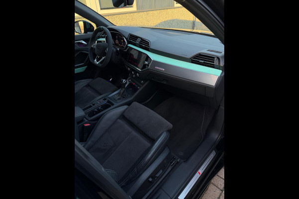 Audi Q3 45 TFSI Quattro 3x S-Line Sterrenhemel Tiffany B&O