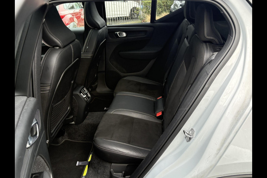 Volvo XC40 Recharge P8 AWD R-Design | Apple Carplay & AndroidAUTO | ACCU 89% |