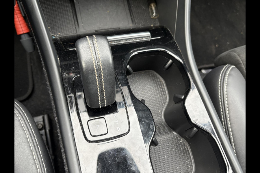 Volvo XC40 Recharge P8 AWD R-Design | Apple Carplay & AndroidAUTO | ACCU 89% |