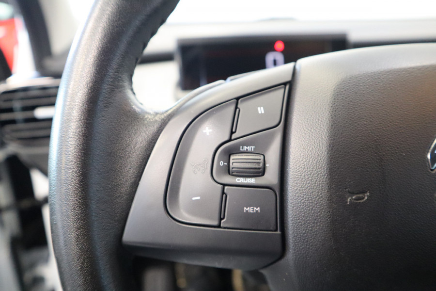 Citroën C4 Cactus 1.2 PureTech Feel Cruise/Climate Carplay 1ste eigenaar NAP 24 maanden garantie mogelijk (*vraag naar de voorwaarden)