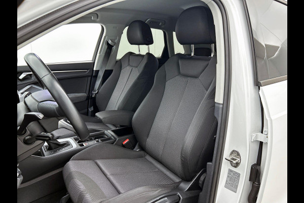 Audi Q3 45 TFSI e Edition CARPLAY | EL-ACHTERKLEP | AD-CRUISE