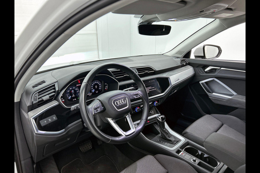 Audi Q3 45 TFSI e Edition CARPLAY | EL-ACHTERKLEP | AD-CRUISE